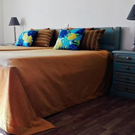 Casa Das Abegoarias Guest house