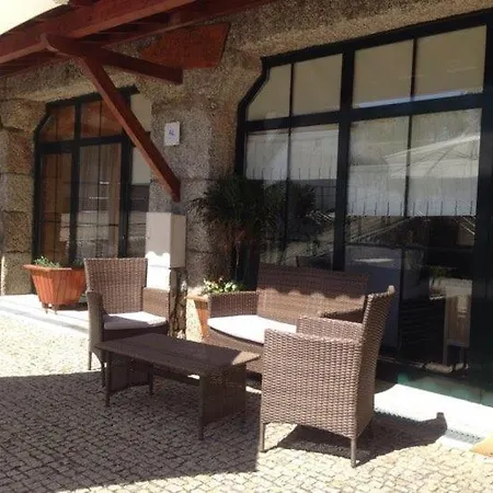 Casa Abegoarias 3* 塞洛里库迪巴什图