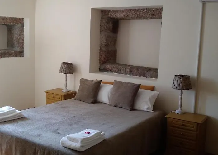 Casa Abegoarias Konukevi 3*